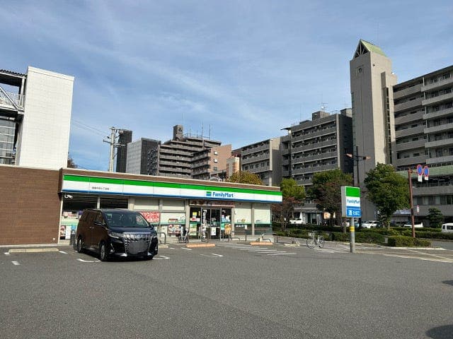 コンビニ