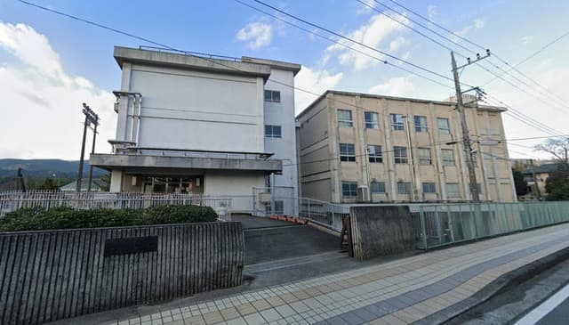中学校