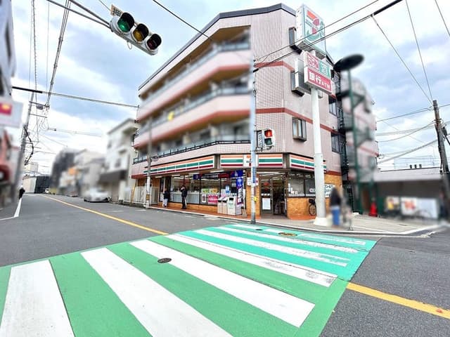 コンビニ