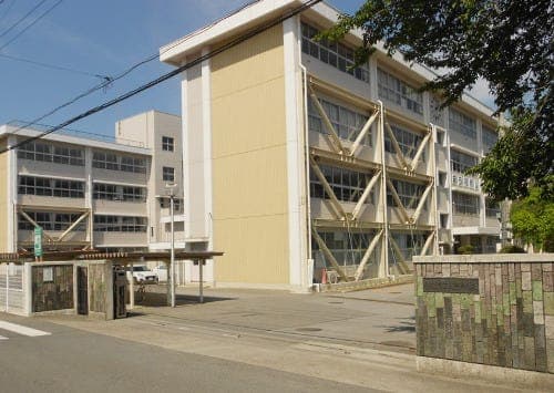 中学校