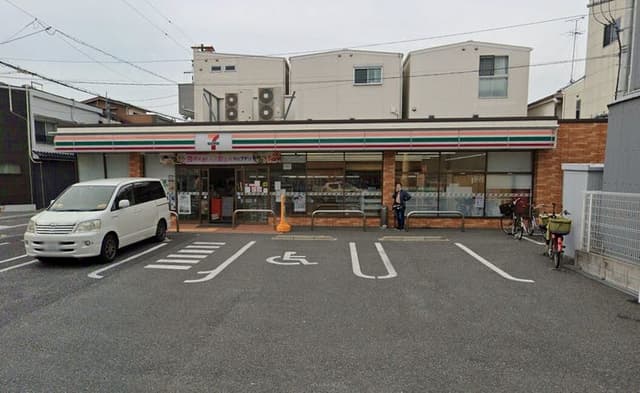 コンビニ