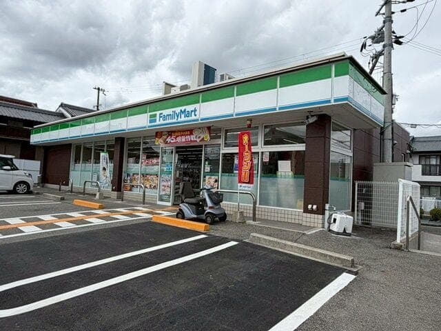 コンビニ