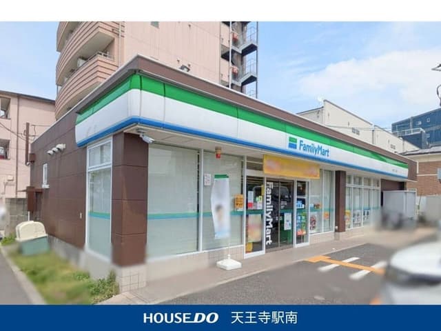 コンビニ