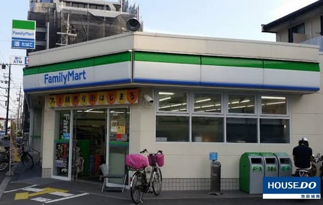コンビニ