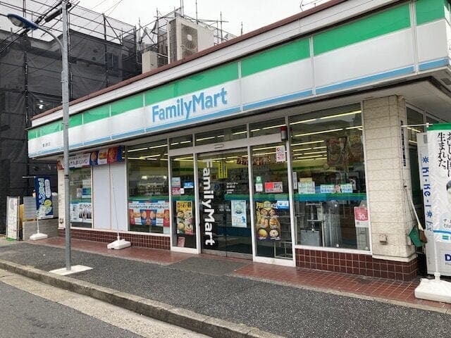 コンビニ