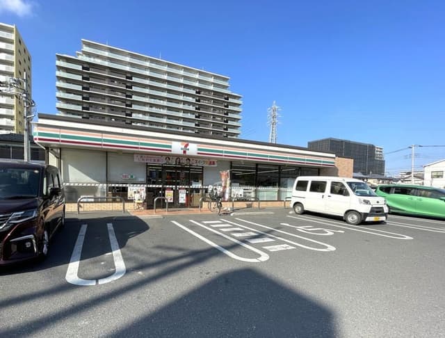 コンビニ