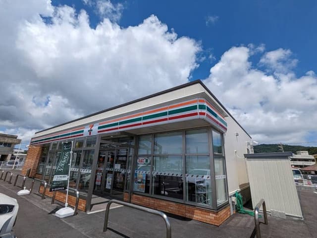 コンビニ