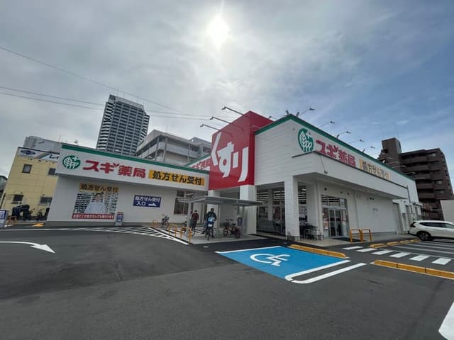 ドラッグストア