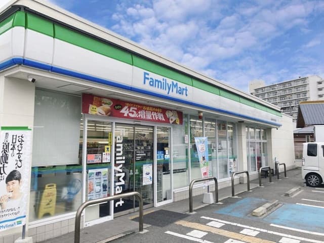 コンビニ