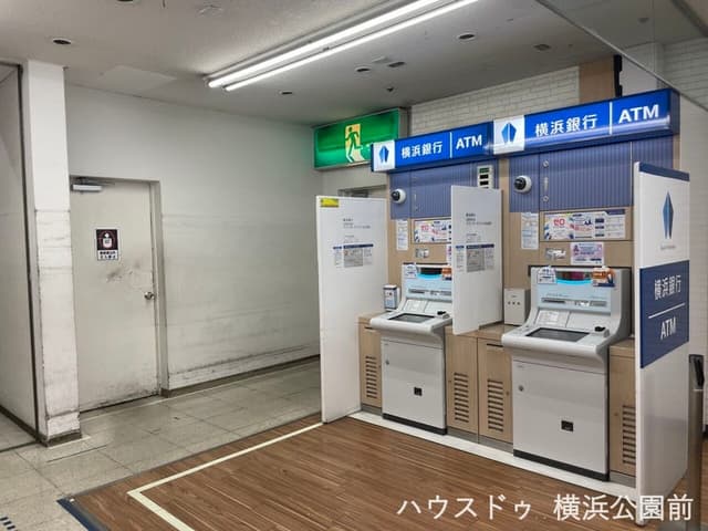 銀行