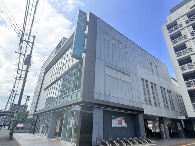銀行