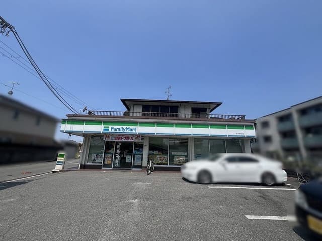 コンビニ