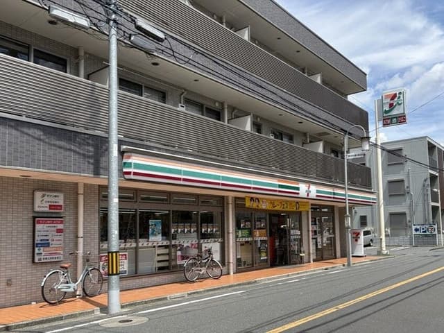 コンビニ
