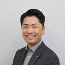 担当エージェント 尾関 峻一