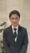 担当エージェント 新井 亮太