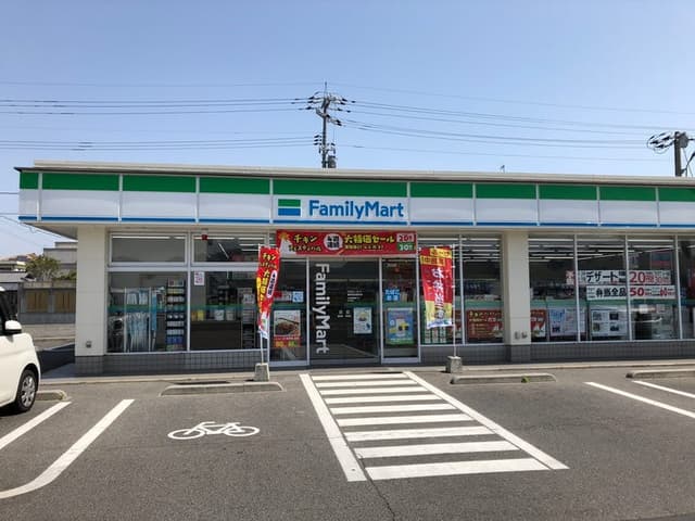 コンビニ