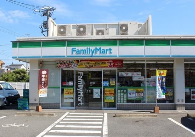 コンビニ