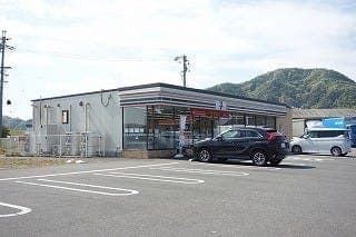 コンビニ