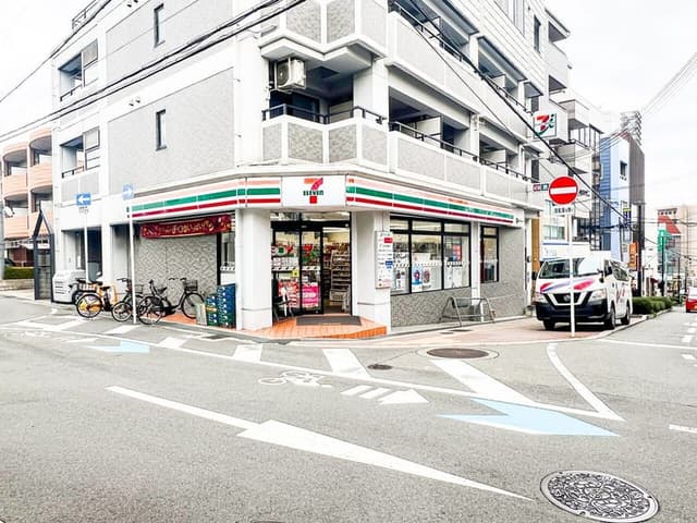 コンビニ