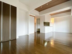 ファミリアーレみなと第3