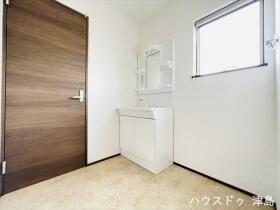 津島市宇治町字茶ノ里　中古一戸建て