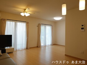 ●大治町長牧浦畑　中古一戸建て