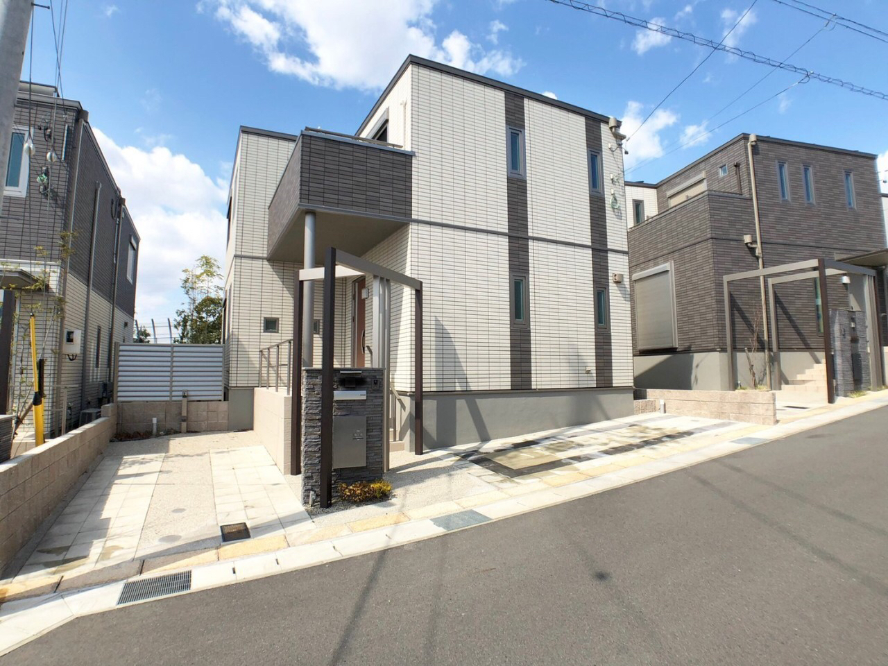 愛知県名古屋市緑区黒沢台3丁目の中古一戸建て 5670万円 の不動産 住宅の物件詳細 ハウスドゥ Com スマートフォンサイト 愛知県名古屋市緑区黒沢台3丁目の中古一戸建て 5670万円 の不動産 住宅の物件詳細 ハウスドゥ Com スマートフォンサイト