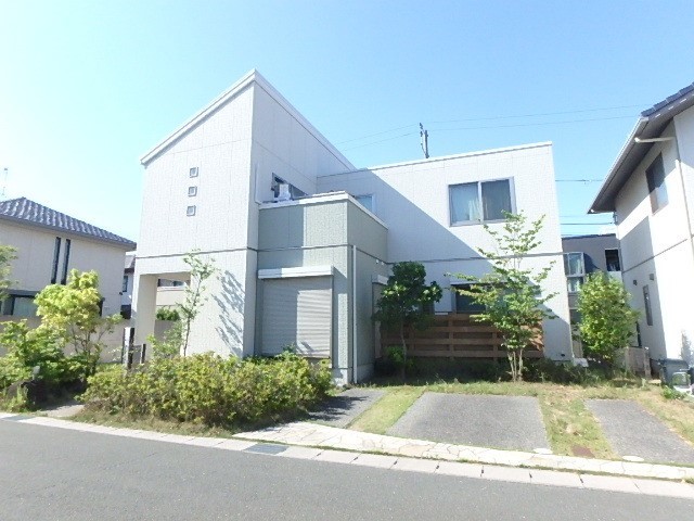 愛知県豊橋市野依台1丁目の中古一戸建て 2980万円 の不動産 住宅の物件詳細 ハウスドゥ Com スマートフォンサイト 愛知県豊橋市野依台1丁目の中古一戸建て 2980万円 の不動産 住宅の物件詳細 ハウスドゥ Com スマートフォンサイト
