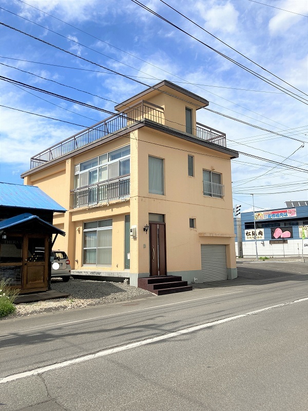 北海道旭川市緑町１９丁目の中古一戸建て 790万円 の不動産 住宅の物件詳細 ハウスドゥ Com Sp スマートフォンサイト