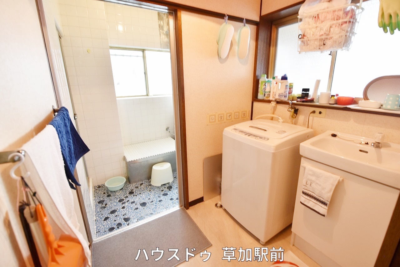 店舗付き住宅 草加市稲荷 2548140 の不動産 住宅の物件詳細 ハウスドゥ Com スマートフォンサイト