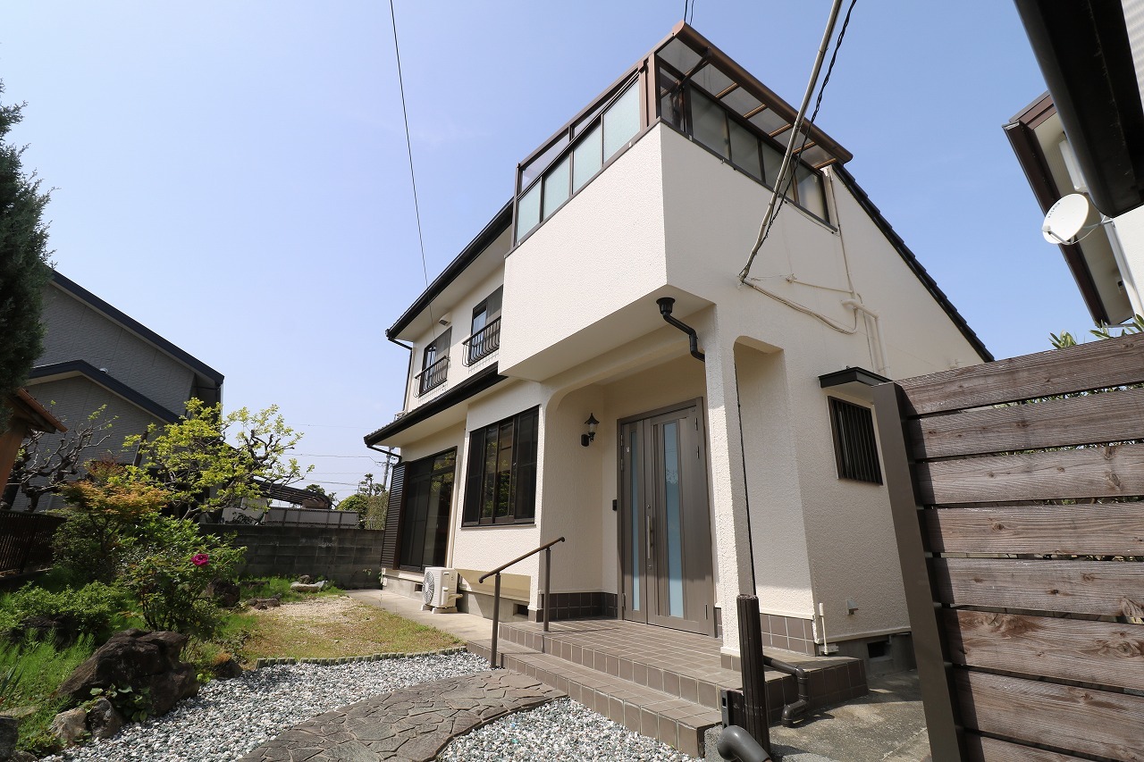 静岡県浜松市中区名塚町の中古一戸建て 3680万円 の不動産 住宅の物件詳細 ハウスドゥ Com Sp スマートフォンサイト 静岡県浜松市中区名塚町の中古一戸建て 3680万円 の不動産 住宅の物件詳細 ハウスドゥ Com Sp スマートフォンサイト