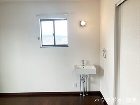 ●愛西市諏訪町郷西　中古一戸建て
