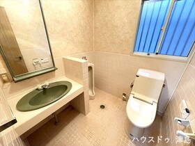 愛西市大井町宮新田　中古一戸建て