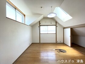 愛西市大井町宮新田　中古一戸建て