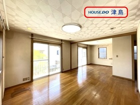 愛西市大井町宮新田　中古一戸建て