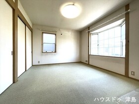 愛西市大井町宮新田　中古一戸建て