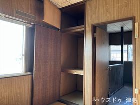 愛西市大野町未　中古一戸建て