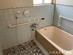 愛西市大野町未　中古一戸建て