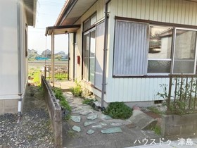 愛西市大野町未　中古一戸建て