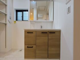 名古屋市熱田区三番町　全5棟　2号棟　未入居一戸建て