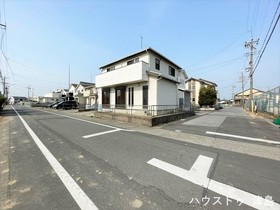 ●津島市又吉町3丁目　中古一戸建て