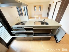 ●津島市又吉町3丁目　中古一戸建て