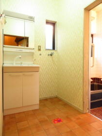 ●名古屋市南区菊住2丁目　中古一戸建て