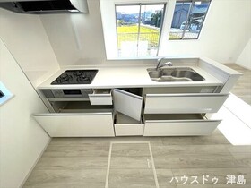 ハートフルタウン愛西市稲葉町村南　全1棟　新築一戸建て