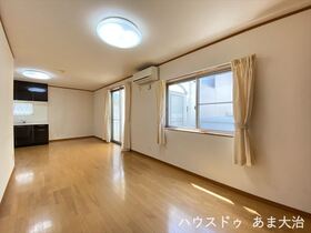 ●あま市新居屋上権現　中古一戸建て