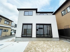 ○愛西市町方町南堤外　全1棟　新築一戸建て