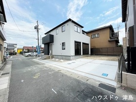 ○愛西市町方町南堤外　全1棟　新築一戸建て