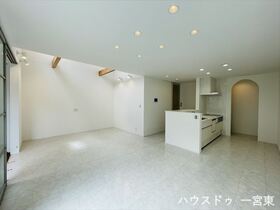 □一宮市浅野字神明下　全5棟　4号棟　未入居一戸建て