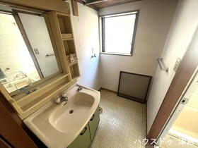 ●津島市百町字みどり台　中古一戸建て