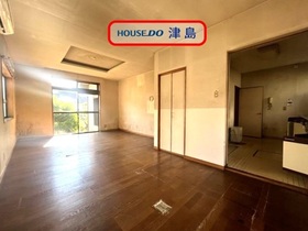 ●津島市百町字みどり台　中古一戸建て